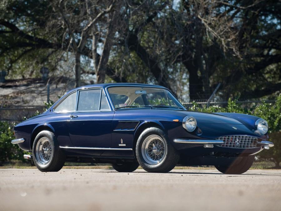  Ferrari 330 GTC 1966 года  (фото 10 из 101)